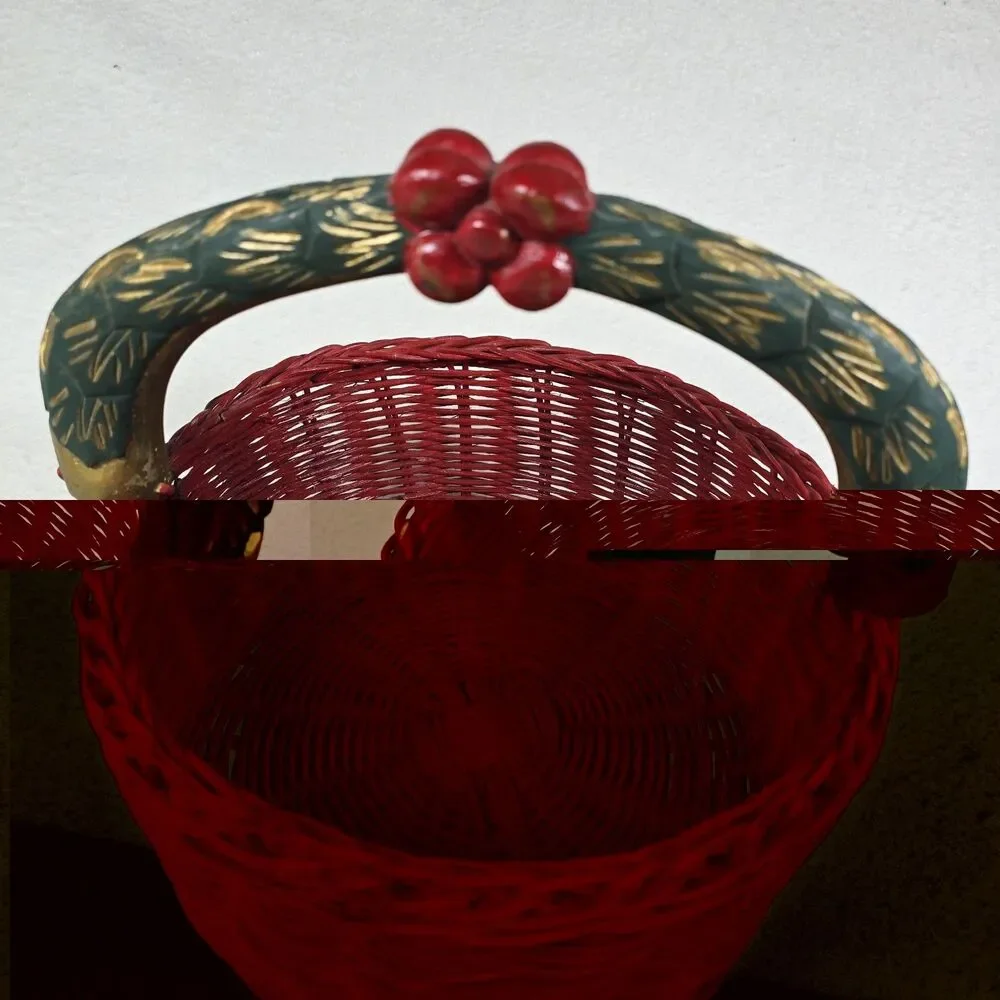 Red And Green Christmas Basket With Gold Handles 11x5 - Picture 8 of 8